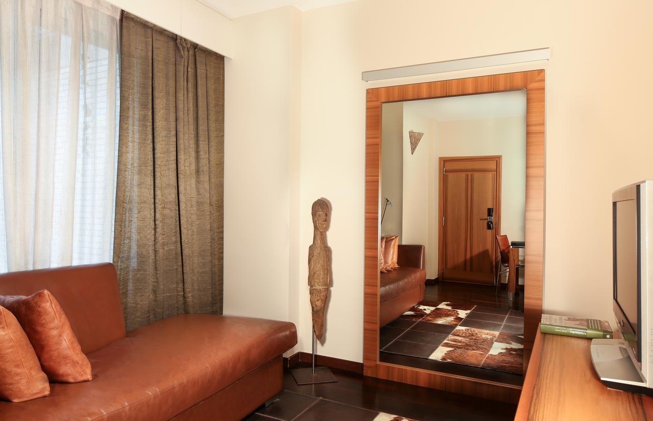 Hotel Gran Derby Suites, A Small Luxury Hotel Of The World Barcelona Luaran gambar